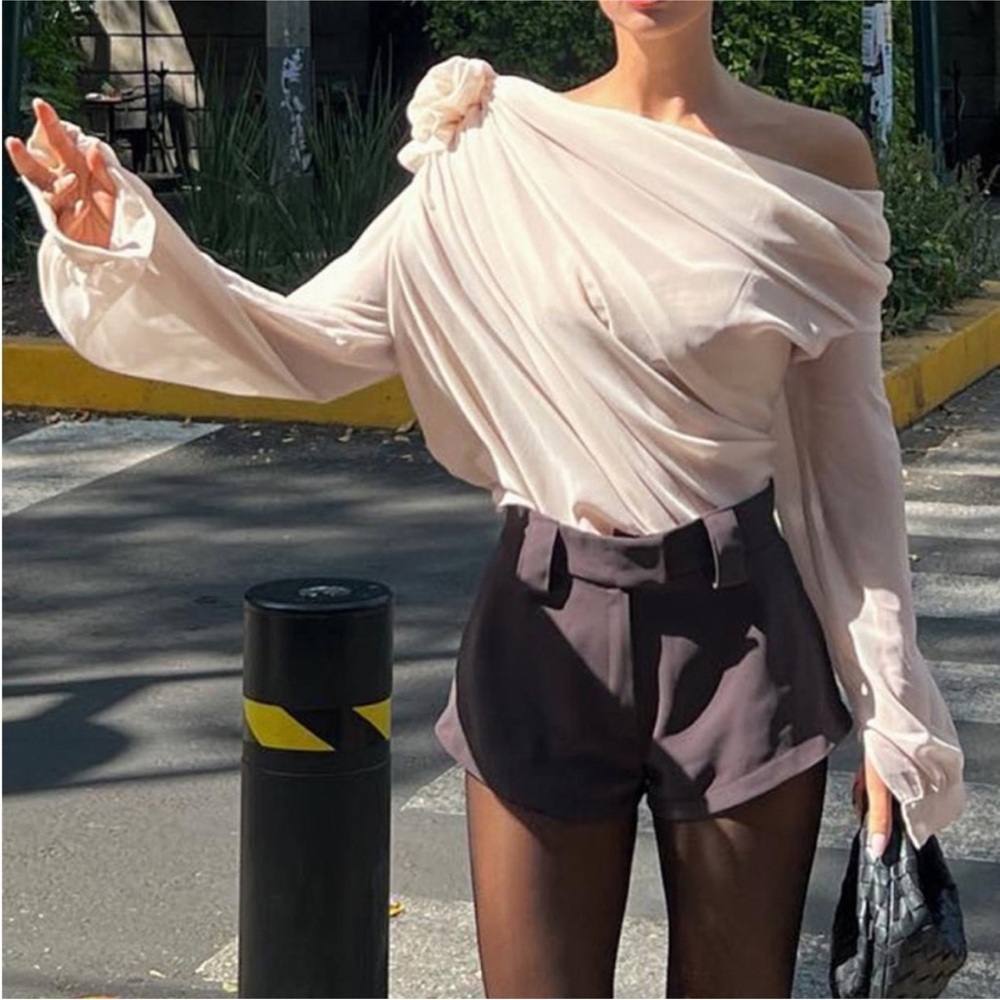 Cream Mesh Chiffon Semi-sheer One Shoulder Asymmetrical Rosette blouse 3D flower - Picture 3 of 4